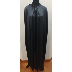 Spirit Halloween Black Cape Adult Unisex One Size B4